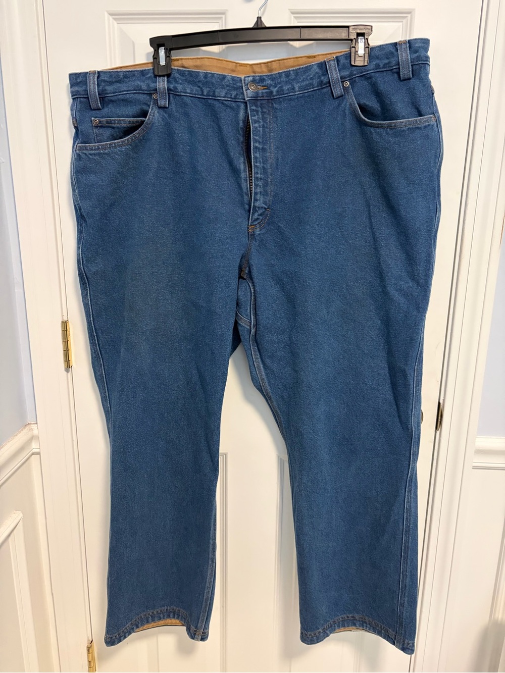 Duluth Trading men’s 46x30 durable denim relaxed fit double flex Ballroom jeans